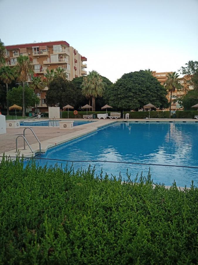Sweet Benalmadena: Seaside With Pools And Wi-fi